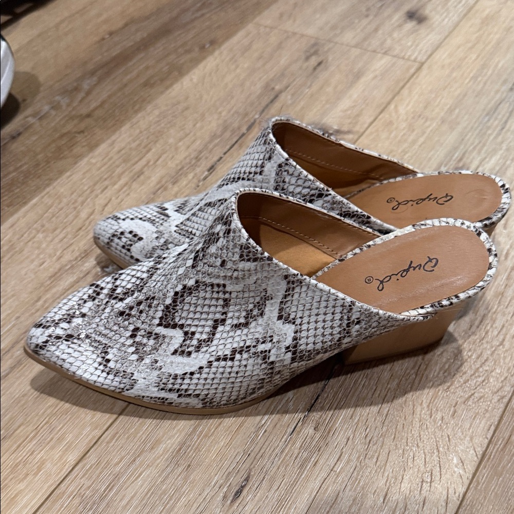 Qupid Snake Print Mules in Black and Cream